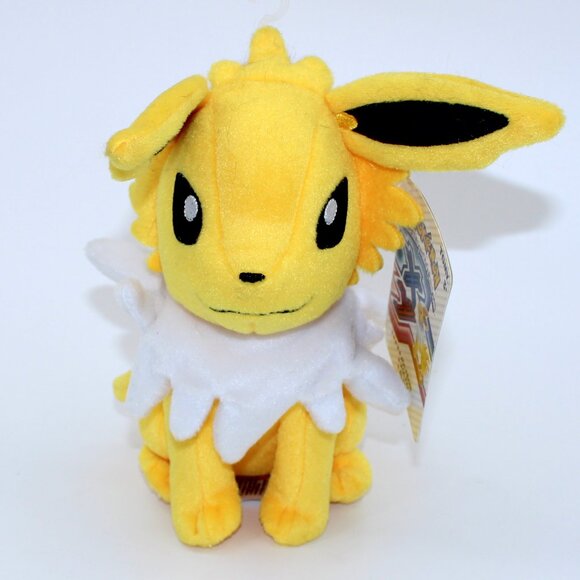 TOMY Pokemon Jolteon 8" Plush - Picture 1 of 3